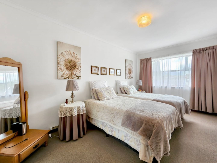 3 Bedroom Property for Sale in Tokai Western Cape